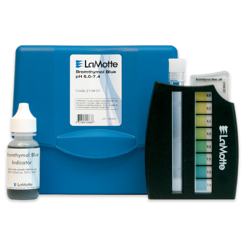 Un kit de test de pH LaMotte 6.0 - 7.4 pH - 2109-01 comprend un étui bleu, une solution indicatrice, un tube à essai et un tableau couleur pour mesurer les niveaux de pH de 6.0 à 7.4 avec précision et simplicité.