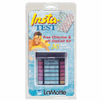 Un kit de test libre de chlore et pH - 7019 par LaMotte, comprenant un nageur et un tableau des couleurs comparatif. L’emballage indique 30 tests pour chaque facteur.